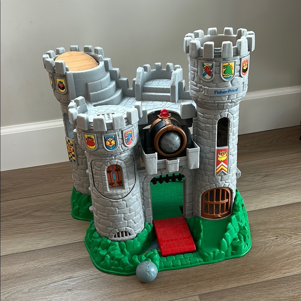 Vintage 1994 Fisher Price Great Adventure Castle